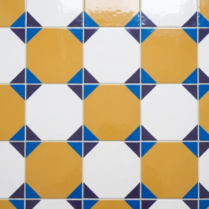 Tomettes et carrelage ancien